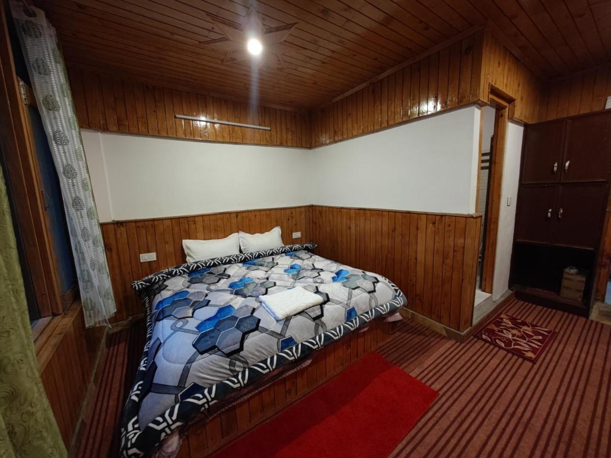Freebird Nest 2 Stays & Cafe Jibhi Exteriör bild