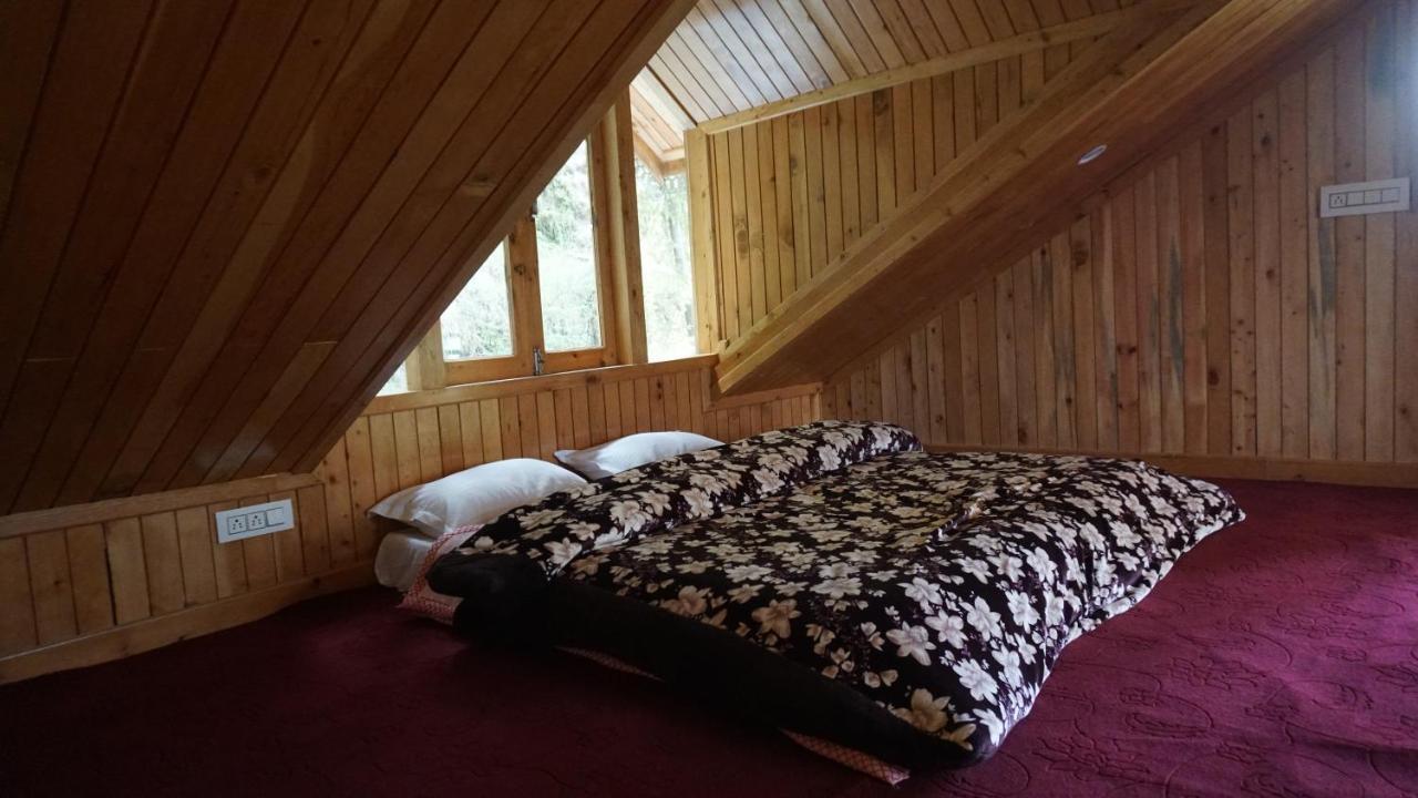 Freebird Nest 2 Stays & Cafe Jibhi Exteriör bild