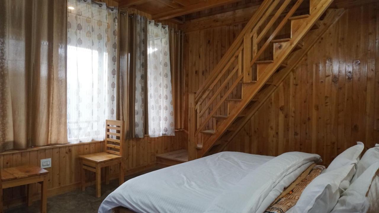 Freebird Nest 2 Stays & Cafe Jibhi Exteriör bild