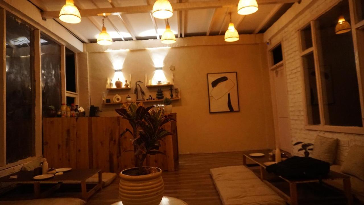 Freebird Nest 2 Stays & Cafe Jibhi Exteriör bild